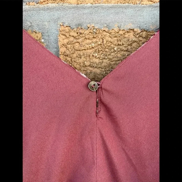 Wayf floral ruffle long sleeve dress large - Picture 11 of 11